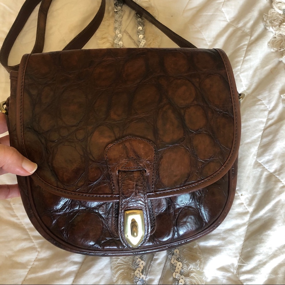 Vintage Dooney & Bourke Croc Embossed Bayou Bag - Picture 2 of 13